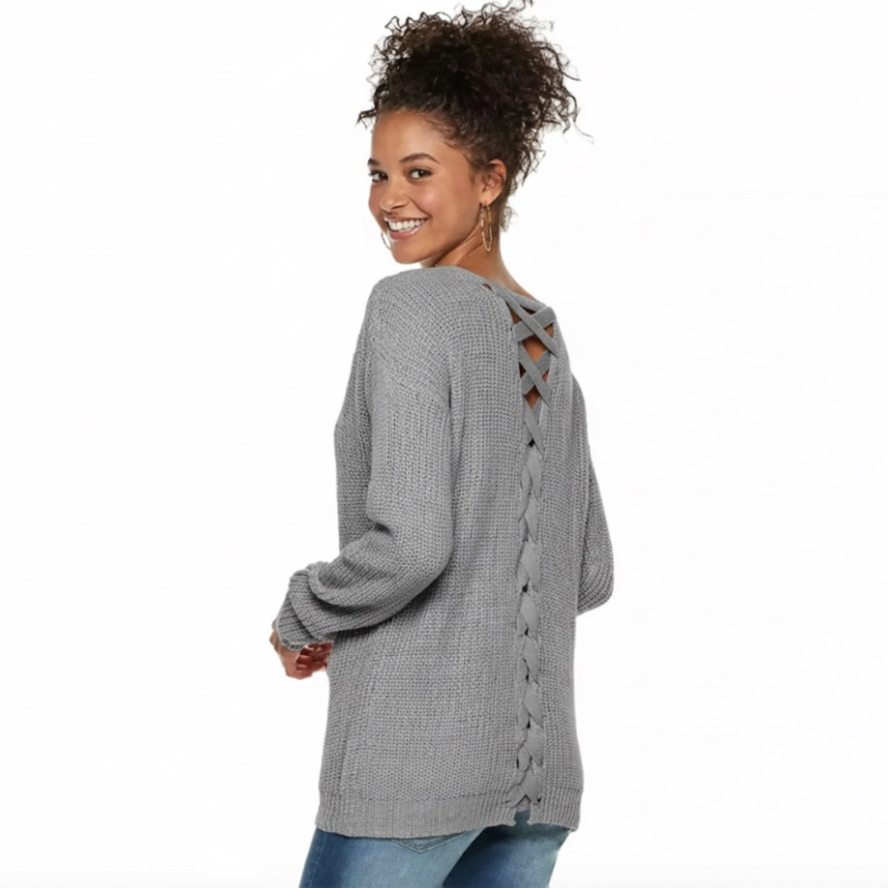 So Juniors V Neck Chunky Lace Up Back Sweater, Grey XXS
